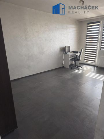 Pronájem bytu 2+1 53 m², Alejní , Teplice - Photo 4