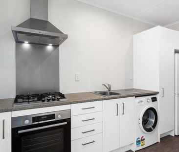 46 Konini Rd, Hataitai - Photo 2