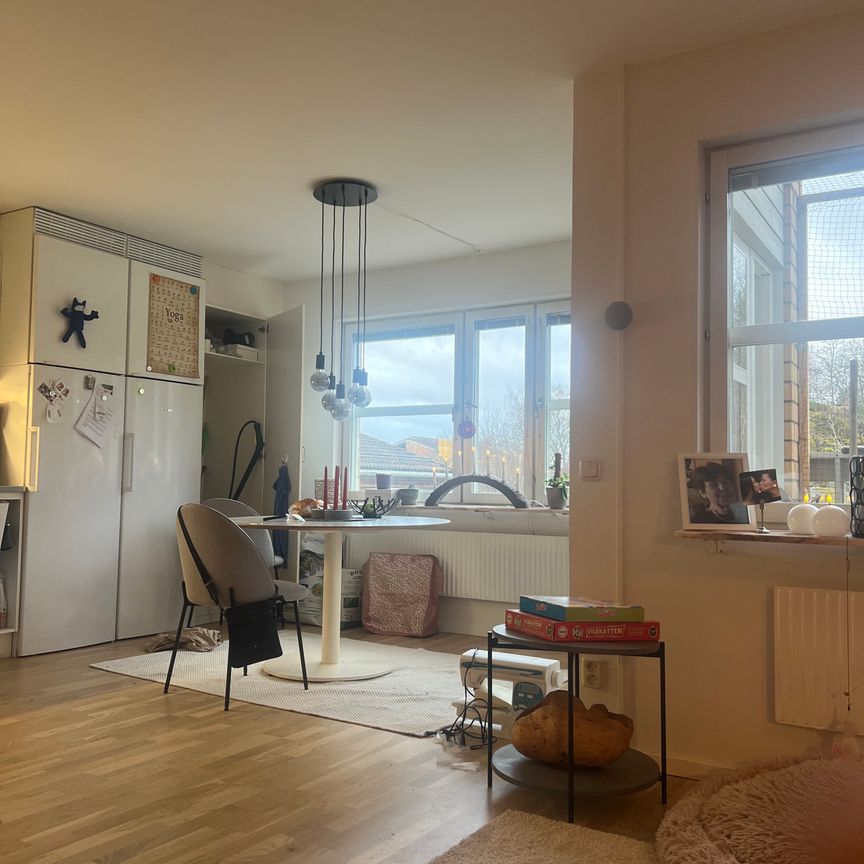 Wesströms väg, Sollentuna - Photo 2