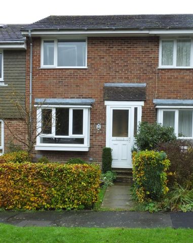 2 bedroom terraced house to rent - Photo 3
