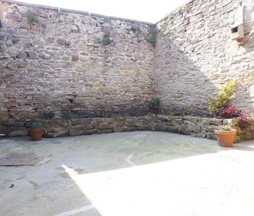 2 bedroom cottage to rent - Photo 1