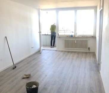 Helle 2-Zimmer Wohnung mit Balkon in Augsburg-Hochfeld - Photo 1