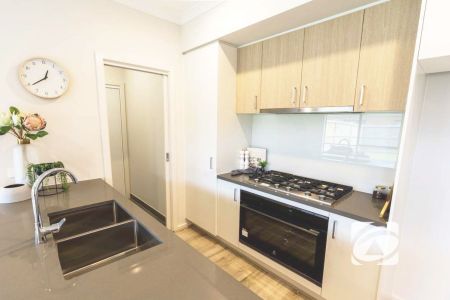 KADUNA PARK TOWNHOUSE - Photo 3