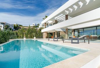 5 bedroom luxury Villa for rent in Marbella, Andalusia