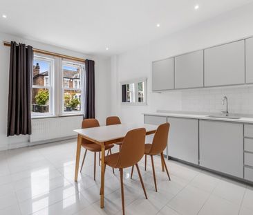 2 Bed Flat, Sprringbank Road, SE13 - Photo 6