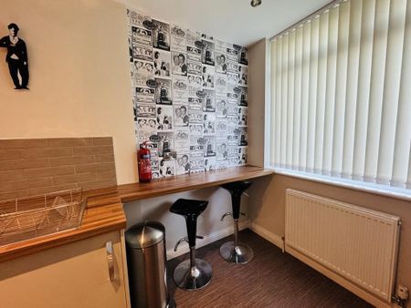 1 bedroom ground floor flat to rent - Photo 4