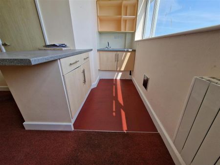 1 bedroom apartment to rent - Photo 2