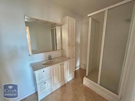 Location Appartement 4 pièces 78m² CHALON SUR SAONE 71100 - Photo 4