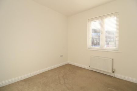 3 bedroom apartment to rent - Photo 2