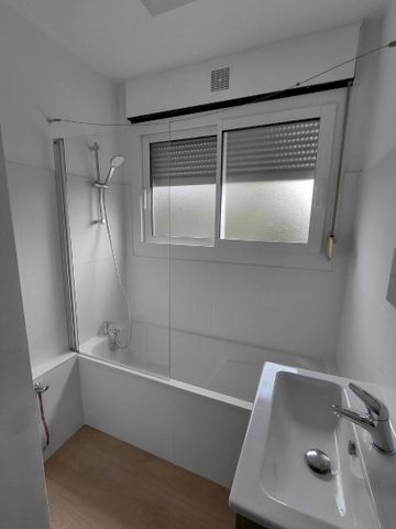 Location Appartement 2 pièces 44m² - Photo 4