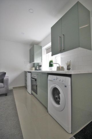 Studio to rent - Photo 5