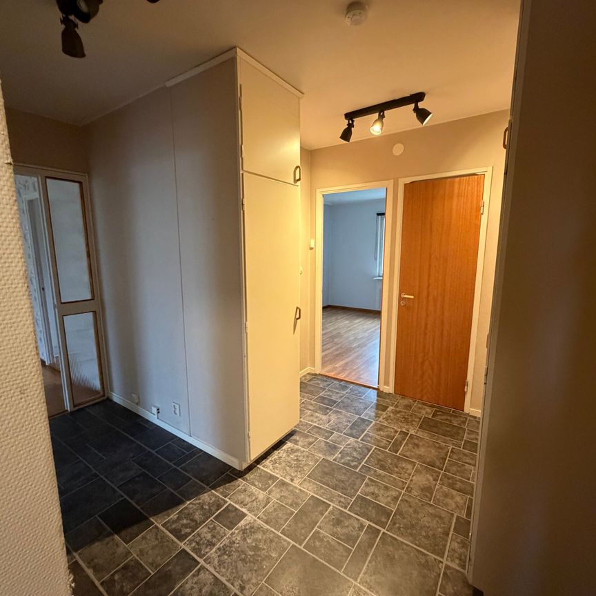 Spjutgatan 17 – 3rok (lgh 0216) - Foto 1