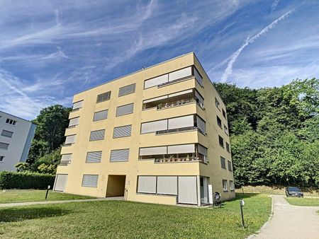 SUPERBE APPARTEMENT de 4.5 pièces / SEHR SCHÖNE 4.5-Zimmer-Wohnung - Foto 5