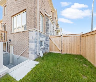 For Lease - 1089 Orenda Street, Pickering, Ontario - Photo 5