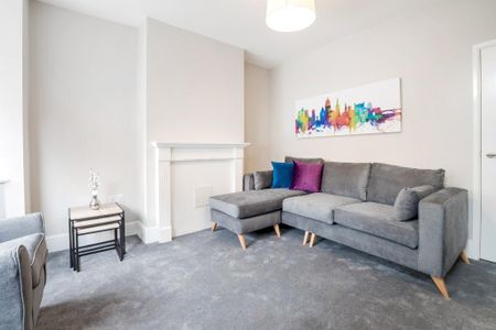 2 bedroom terraced house to rent - Photo 3