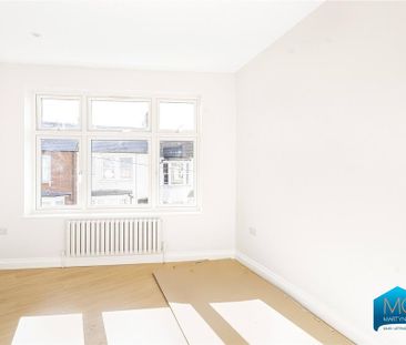 4 bedroom terraced house to rent - Photo 5