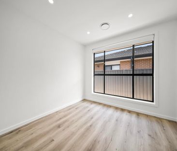 Stunning 2 Bedroom Home Unit – Ducted Air Conditioning & Fenced Yard - Photo 5