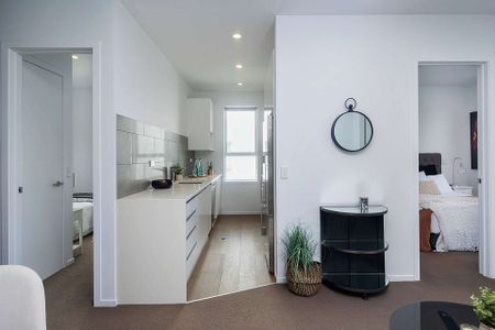 Modern 2-Bed Apartment In Avondale - Photo 2