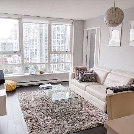 Yaletown 1 Bedroom + Den with Waterviews - Fully furnished - Photo 4