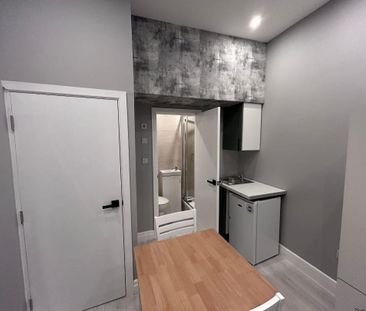 Studio Flat, Amhurst Road, E8 - Photo 1