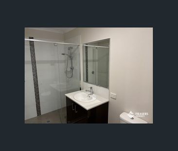 Low Maintenance Home in Quiet Street - Photo 6