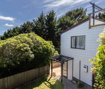 Recently refreshed and ready to rent! - Photo 4