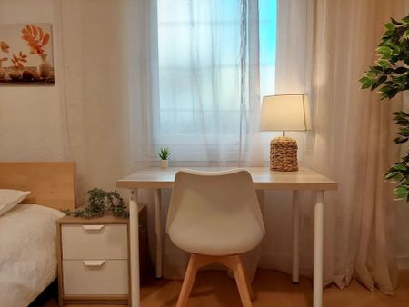 Avenida de Baviera, Madrid, Community of Madrid 28028 - Photo 3