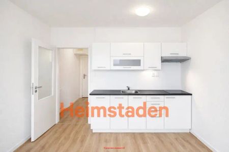 Pronájem bytu 1+kk 28 m - Photo 2