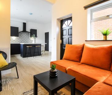 1 bedroom in a house share to rent - Photo 2