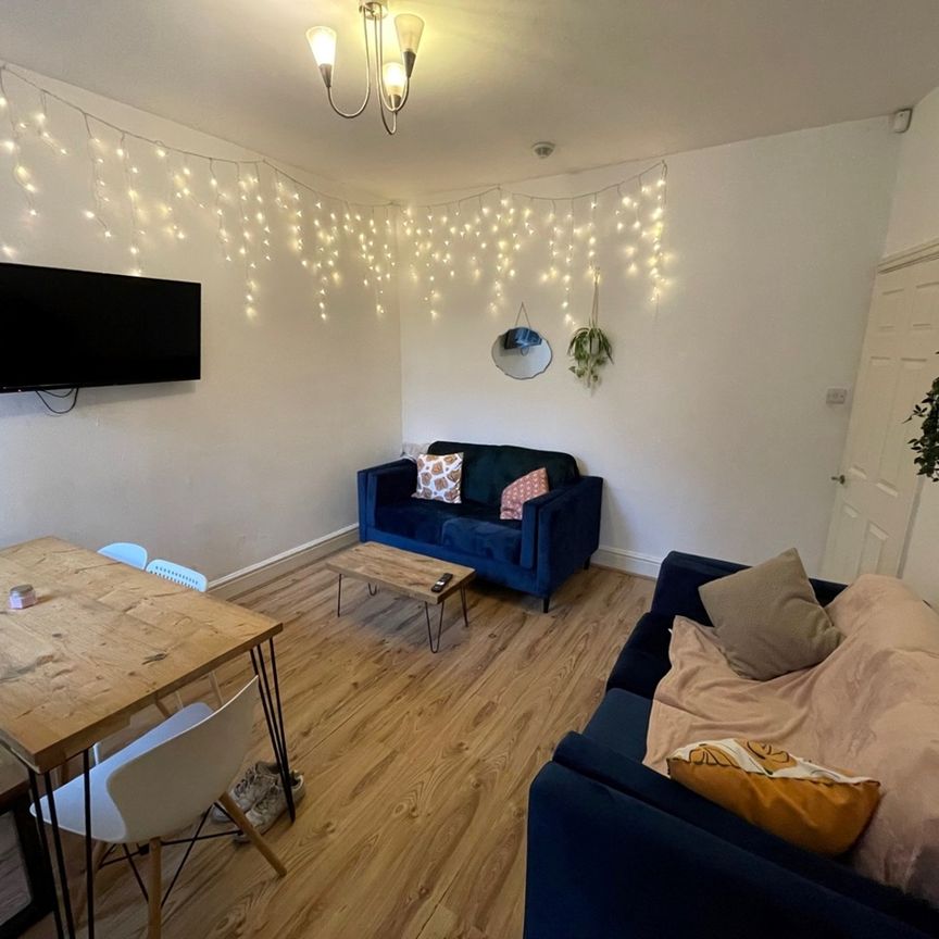 4 Bed Terraced House, Braemar Road, M14 - Photo 1