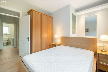 10 The Courtyard, Dunshaughlin, Co. Meath - Photo 4