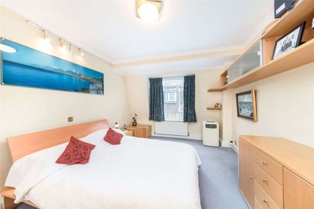 Charming top floor 2 bedroom apartment in a discreet location close to St. James Park. The property is fully furnished and is available between Sept '24 to May '25 only. - Photo 4