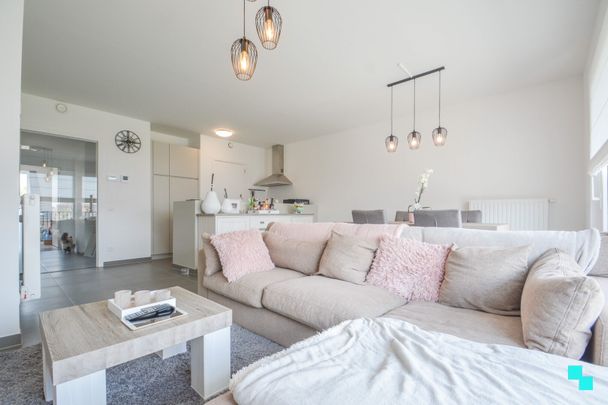 Appartement met 2 slaapkamers en een zuidwestgericht terras - Photo 1