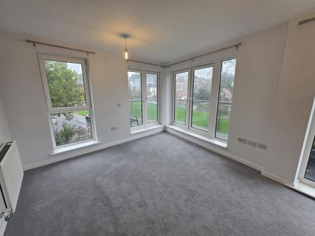 2 bedroom flat to rent - Photo 5