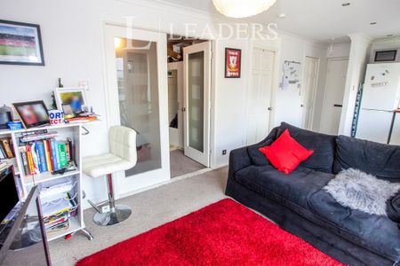 1 bedroom flat to rent - Photo 3