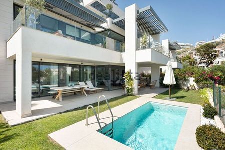 Alquiler de piso en Urbanizacion la Alborada - Photo 3