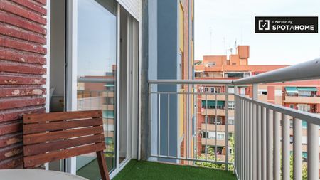 valencia, Valencian Community 46023 - Photo 2