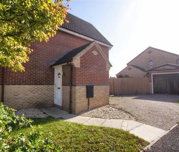 3 bedroom end of terrace house to rent - Photo 3