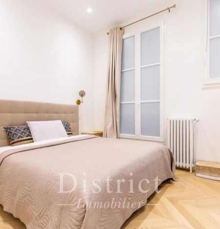Appartement • Saint Philippe du Roule - Photo 5