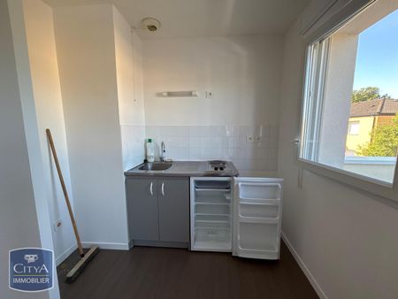 Location Appartement 2 pièces 45m² DENAIN 59220 - Photo 2