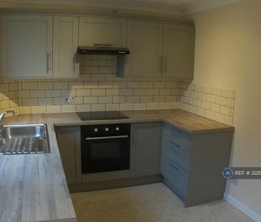 2 bedroom terraced house to rent - Photo 5