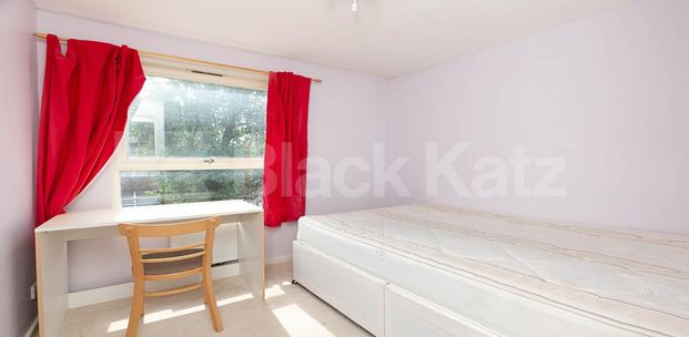 3/4 double bedroom flat located within mins to regents park and marylebone tube - Photo 1