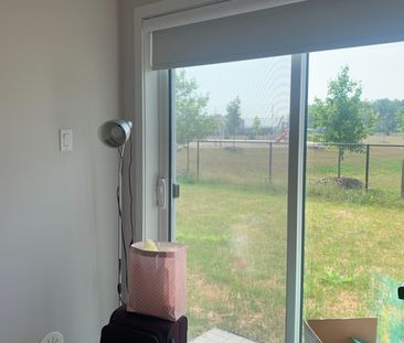 For Lease - 2426 Watercolours Way, Barrhaven, Ontario - Photo 3