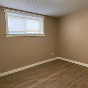 352 Smith St, Regina - Photo 2