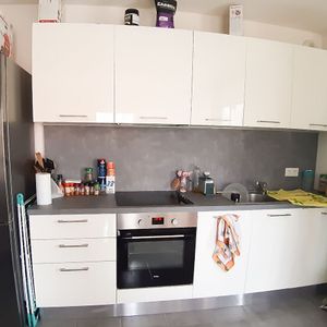 Location Appartement 2 pièces 42m² - Photo 2