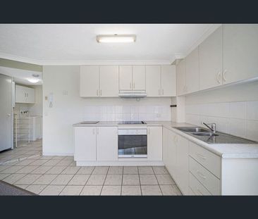 16/5-9 Lloyd Street, Southport, Qld 4215 - Photo 6
