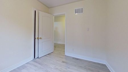 For Lease - 79 Giordano Way, Vaughan, Ontario - Photo 3