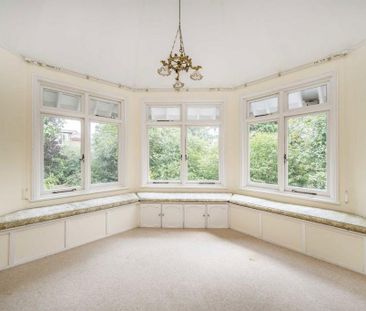 3 bedroom flat to rent - Photo 5