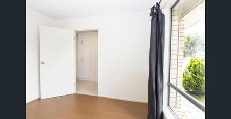 EASY LIVING CLOSE TO LOCAL SHOPS, PARKS AND SCHOOLS - Photo 3