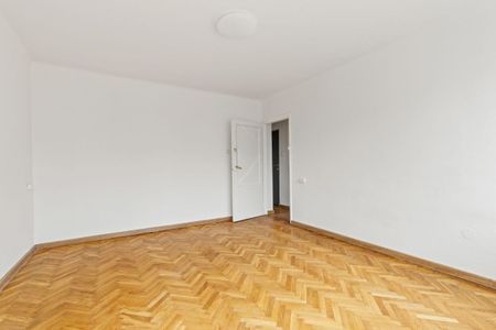 Blisko kolejki | Bez mebli | Zamykane pokoje 56 m² - Zdjęcie 3